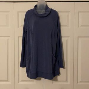 Cozy! Tunic with pockets! Cowl neck. Size L